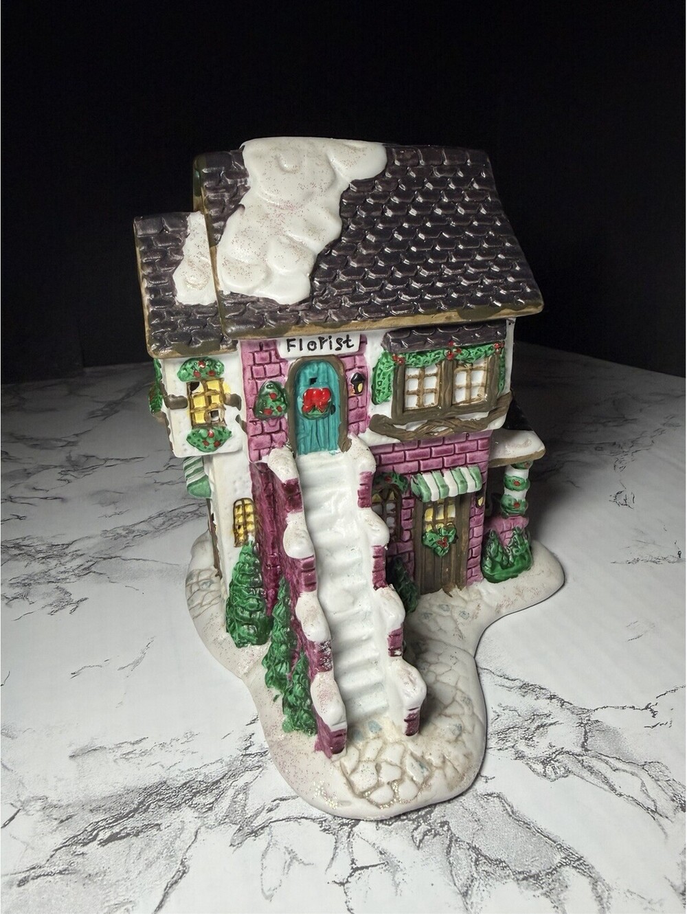 TRIM A HOME BAYBERRY VILLAGE PORCELAIN HOUSE WITH BOX. Vintage